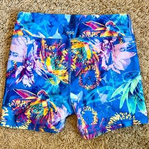 DSG Girls 14 LARGE stretch bike shorts, Floral Design NWOT